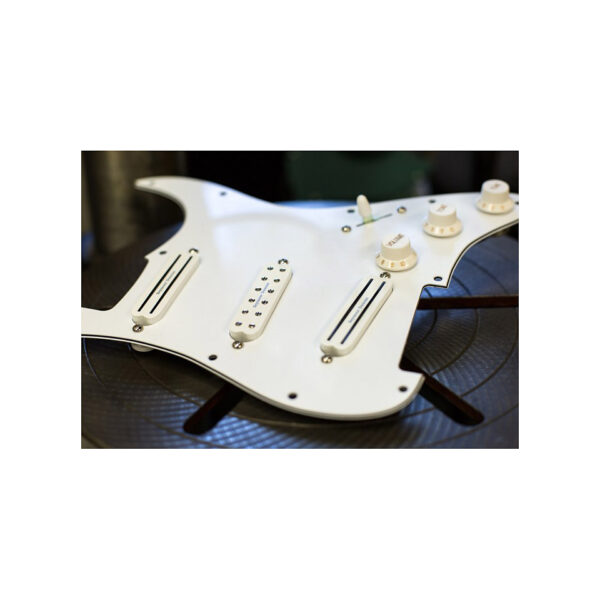 Seymour Duncan Dave Murray Loaded Pickguard White Pickup E-Gitarre