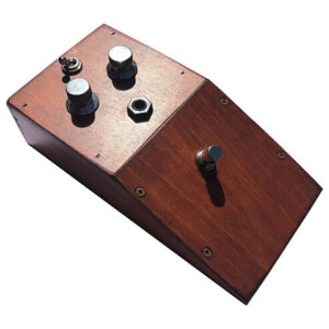 British Pedal Co. Vintage Series Tone Bender MKI Fuzz Wooden Case PT