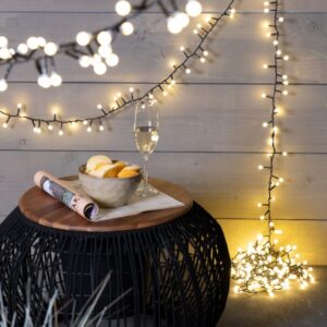 LED Lichterkette BERRY TWINKLE - 500 warmweiße opale Kugeln - 8 Fun...