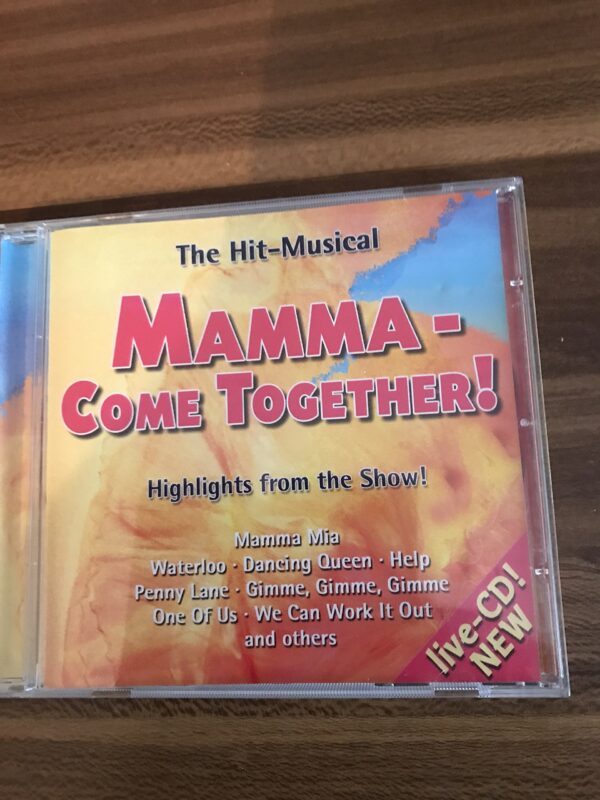 The Hit-Musical Mamma-Come Together!