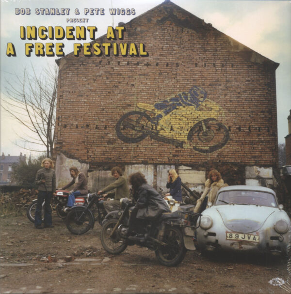 Various - Stanley & Wiggs Present Incident At A Free Festival (2-LP)